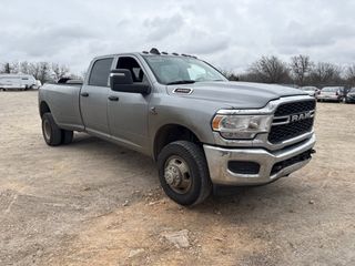 2024 Ram 3500 Tradesman Crew Cab 4x4 8' Box - Exterior Front Right Corner Image
